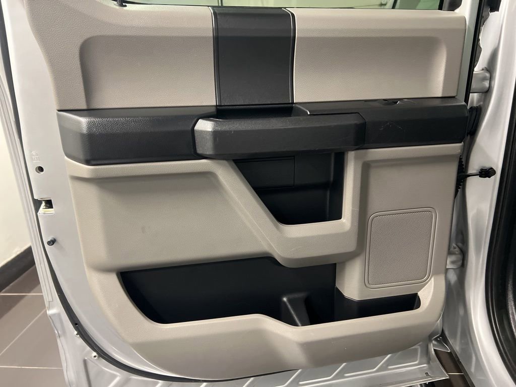 Certified 2017 Ford F150 XL w/ Equipment Group 101A Mid image 31