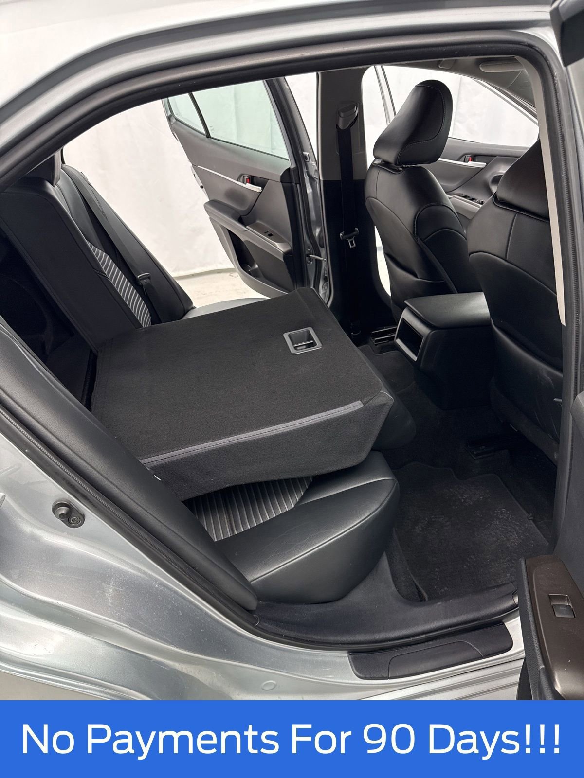 Used 2023 Toyota Camry SE image 34