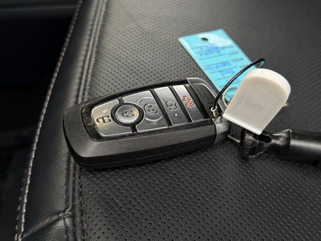 Certified 2025 Ford Expedition Platinum image 30