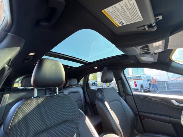 Certified 2023 Ford Escape ST-Line w/ Tech Pack #1 AWD/4WD image 36