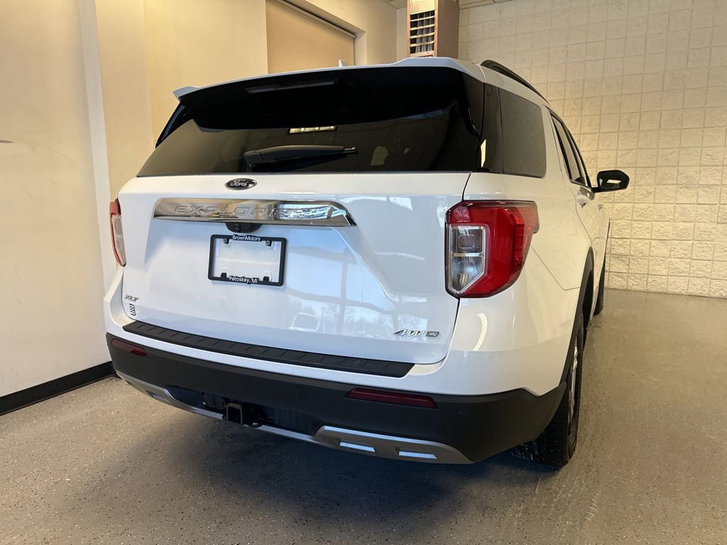 Certified 2023 Ford Explorer XLT w/ Equipment Group 202A image 6