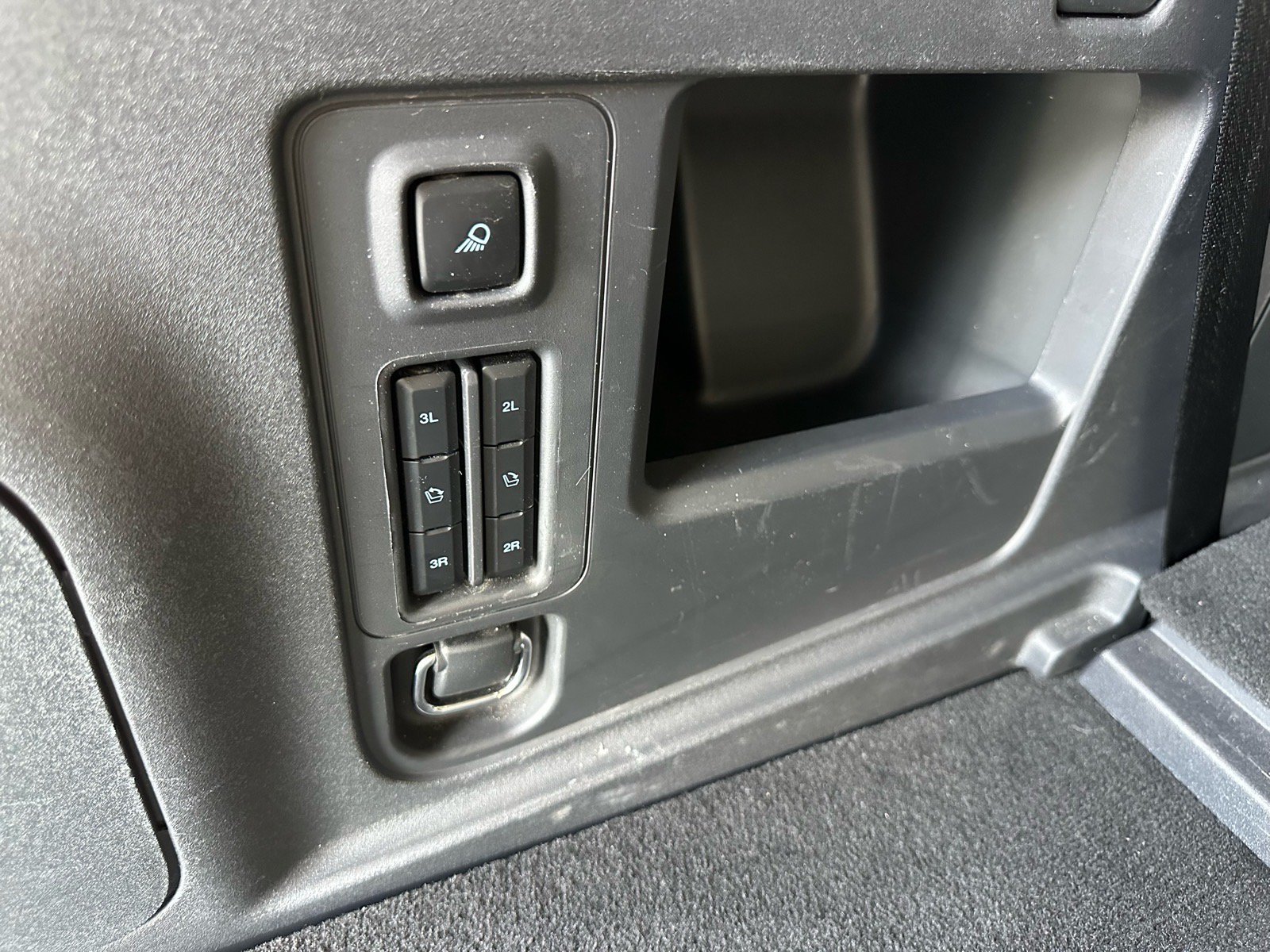 Certified 2025 Ford Expedition Active AWD/4WD image 26