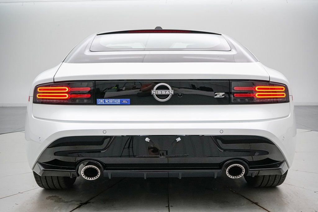 Used 2024 Nissan Z Sport w/ Floor Mat Package image 5