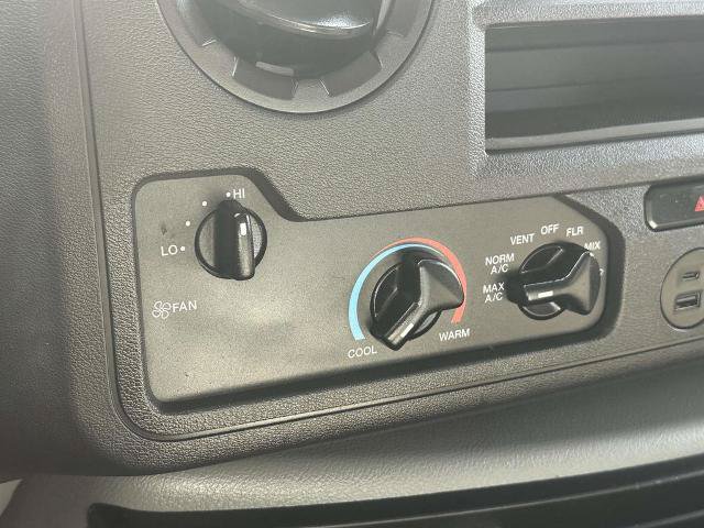 Certified 2023 Ford E-450 and Econoline 450 Super Duty w/ Power Windows & Locks Group RWD image 30