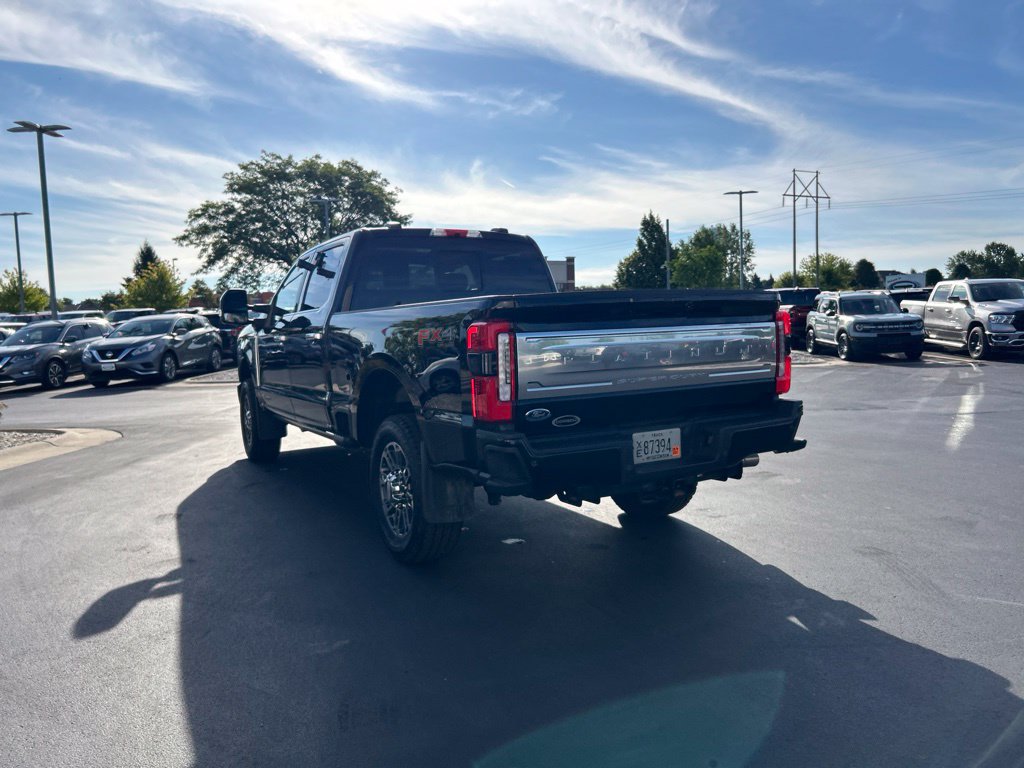 Certified 2025 Ford F350 Platinum w/ Platinum Plus Package AWD/4WD image 8