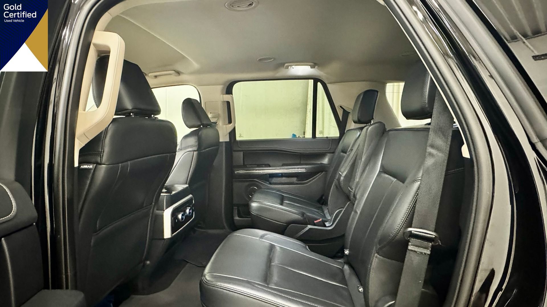 Certified 2024 Ford Expedition XLT image 30