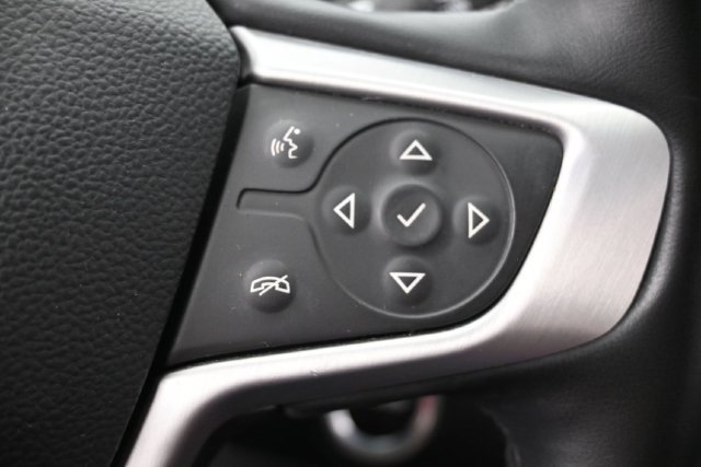 Used 2023 GMC Terrain SLT FWD image 18