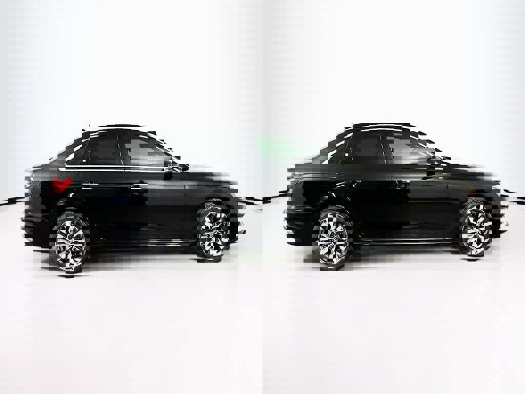 Used 2020 Audi A4 2.0T Premium w/ Convenience Package image 6