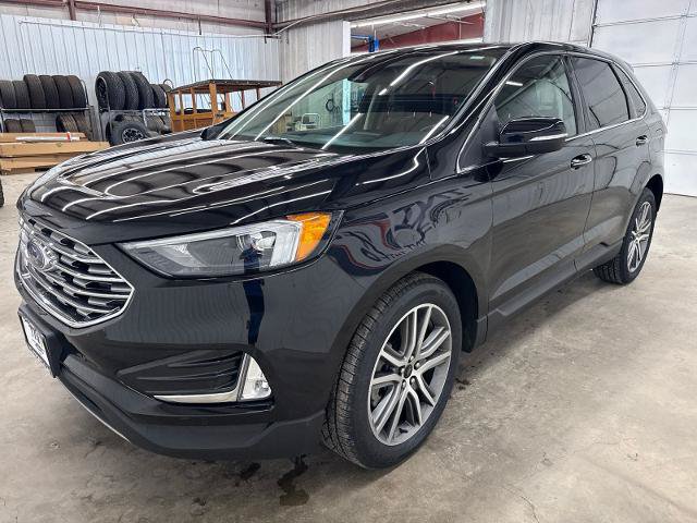 Certified 2024 Ford Edge Titanium AWD/4WD image 4
