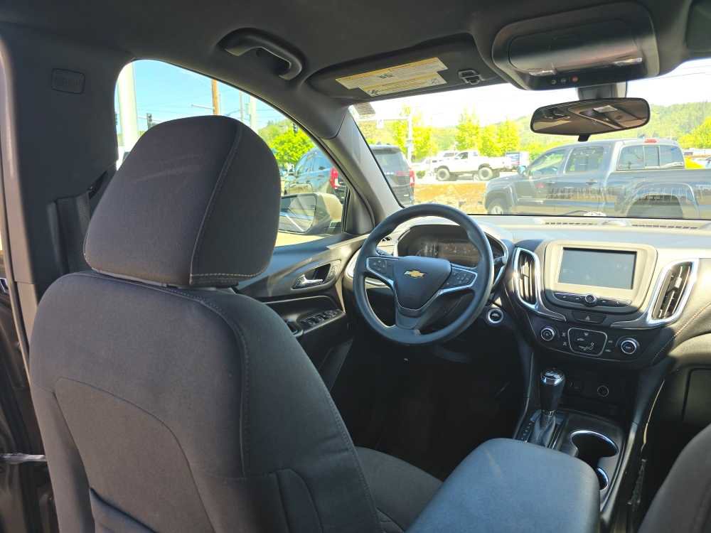 Used 2018 Chevrolet Equinox LT FWD image 10