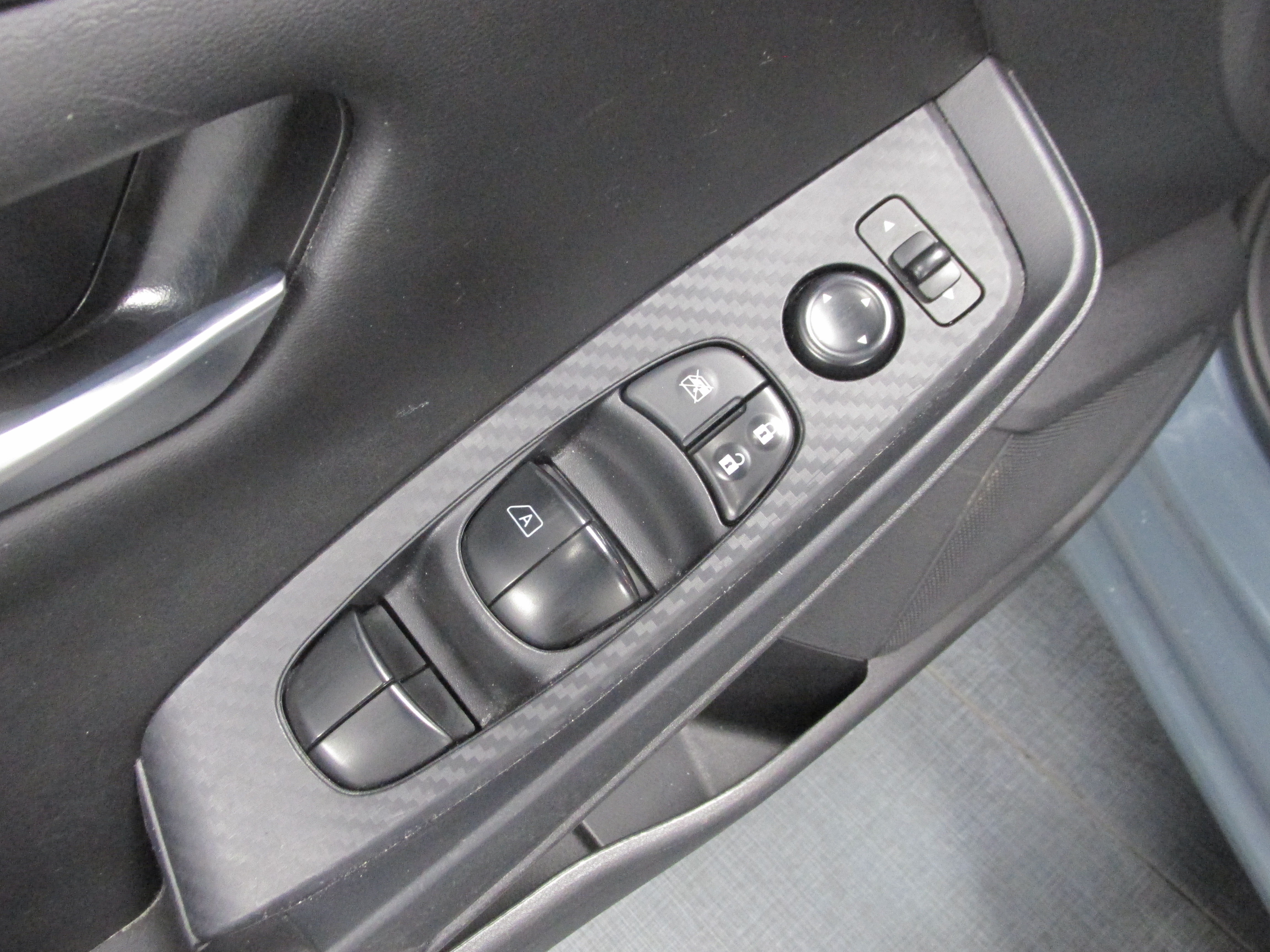 Used 2024 Nissan Sentra SV w/ All-Weather Package FWD image 26