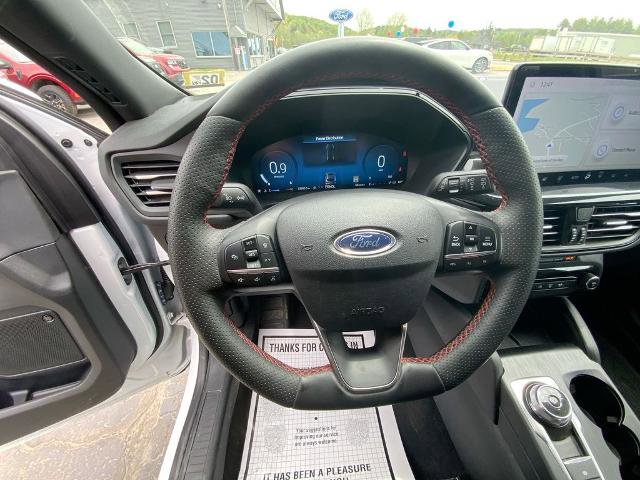 Certified 2023 Ford Escape ST-Line Select w/ Tech Pack #2 AWD/4WD image 14