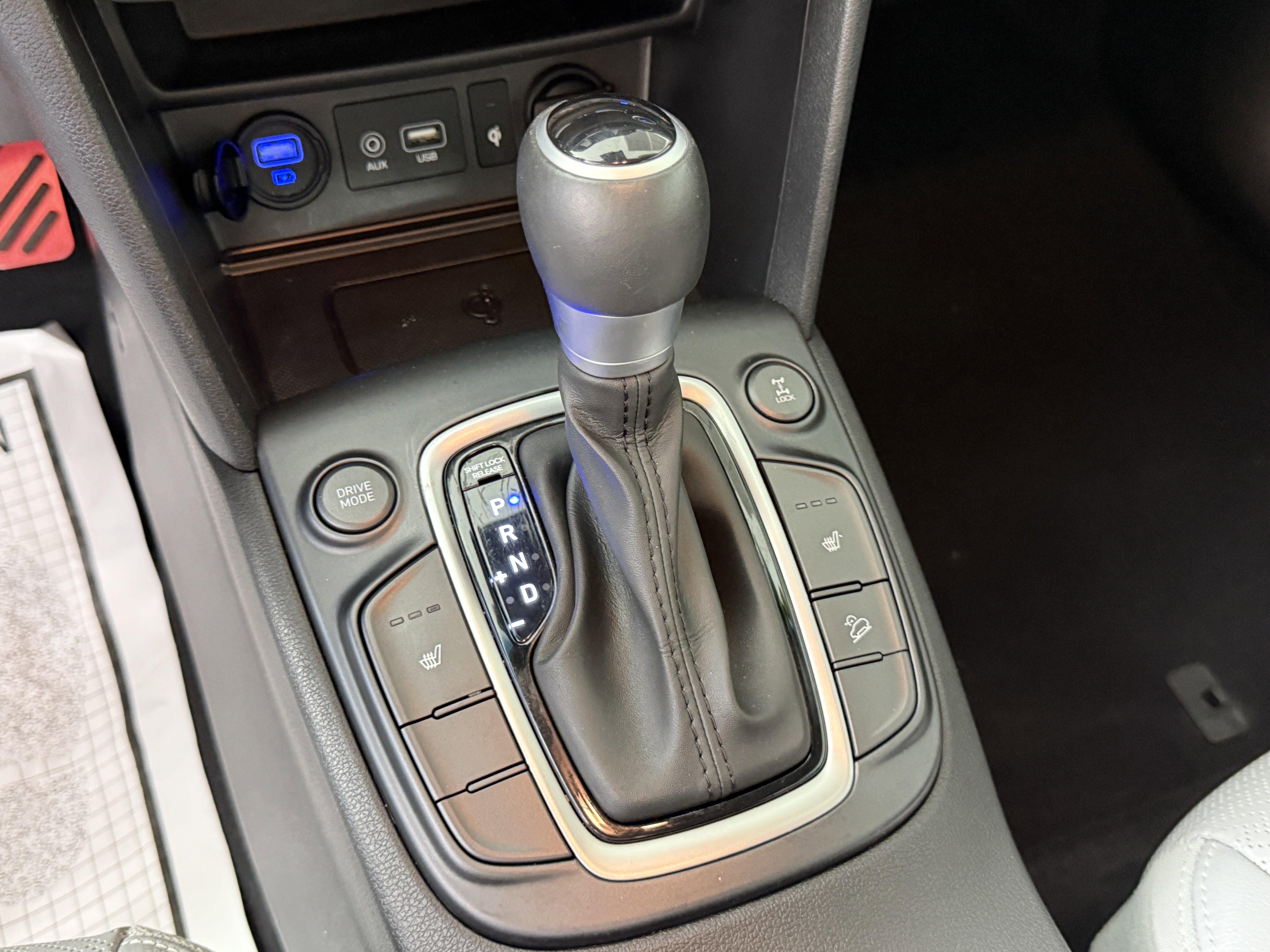 Used 2021 Hyundai Kona Limited w/ Cargo Package image 23