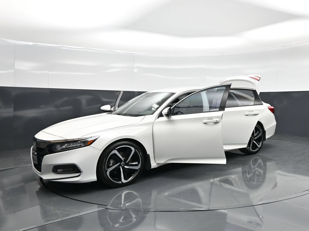 Used 2019 Honda Accord Sport image 29