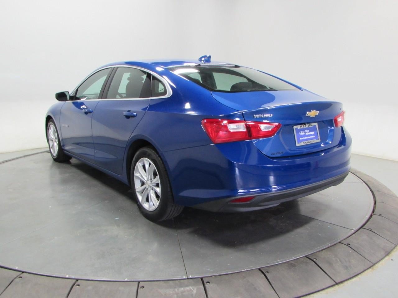 Used 2023 Chevrolet Malibu LT FWD image 5