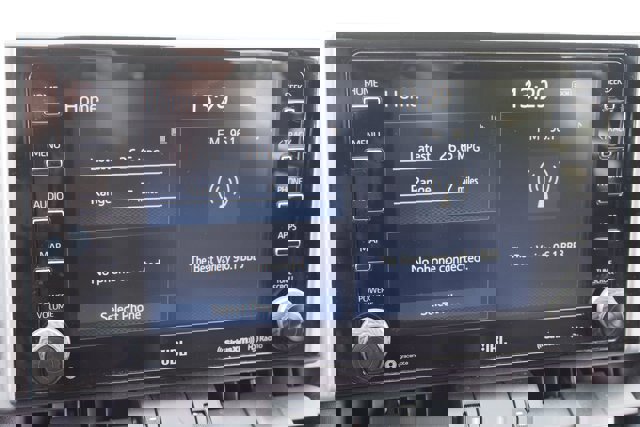 Used 2019 Toyota RAV4 XLE Premium image 27