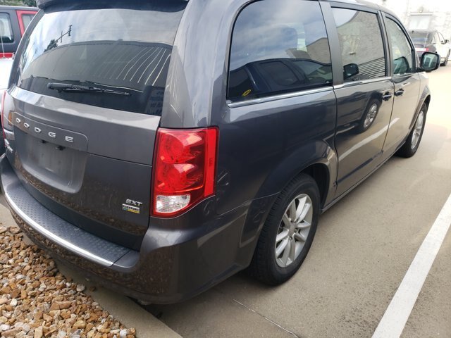 Used 2019 Dodge Grand Caravan SXT FWD image 6