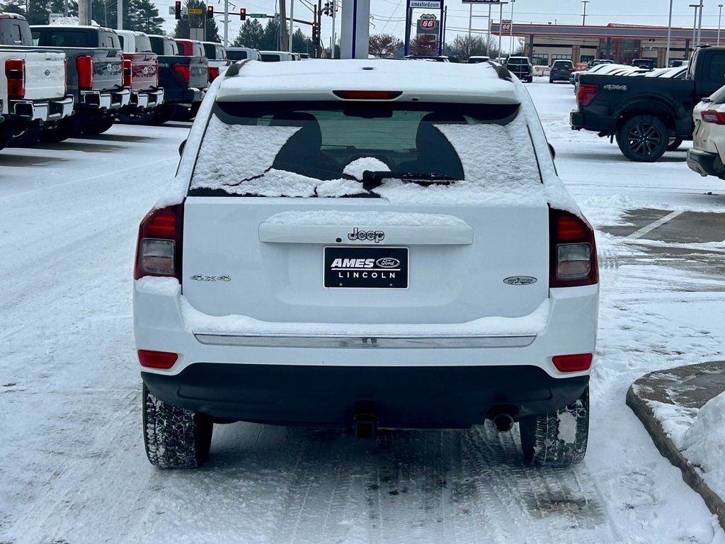 Used 2017 Jeep Compass High Altitude image 2