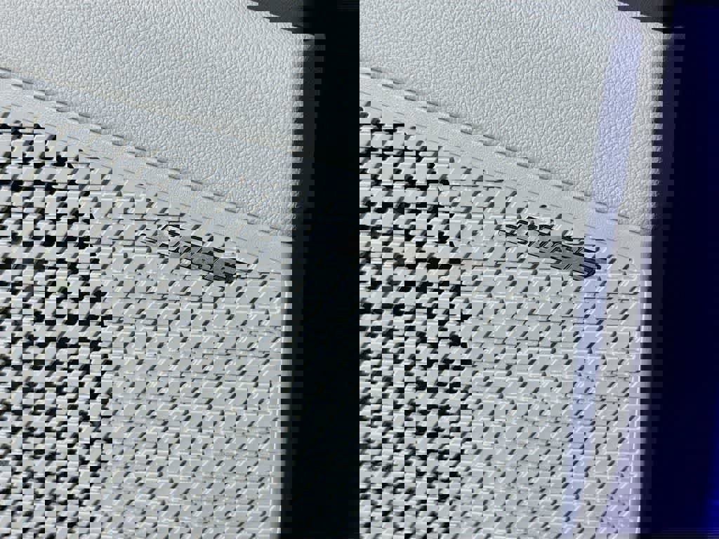 Used 2026 Hyundai Elantra Limited w/ Cargo Package image 28