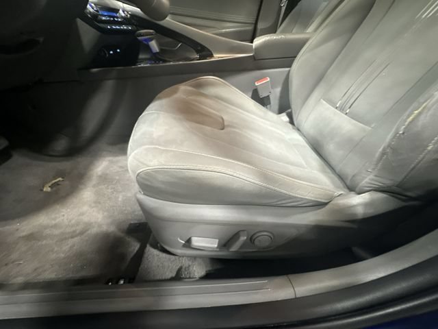 Used 2022 Hyundai Elantra SEL w/ Convenience + Premium Package FWD image 18