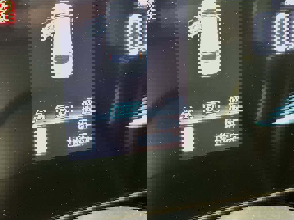 Used 2024 Kia Niro EX Touring image 22