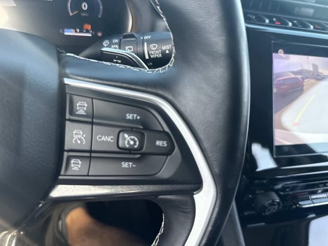 Used 2021 Jeep Grand Cherokee L Laredo w/ Luxury Tech Group I AWD/4WD image 30