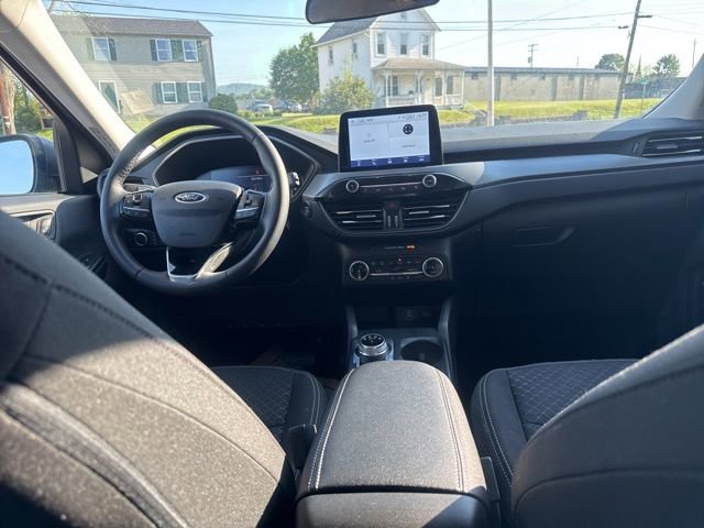 Certified 2024 Ford Escape Active AWD/4WD image 34