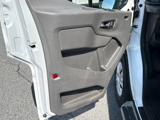 Certified 2025 Ford Transit 250 Low Roof w/ Exterior Upgrade Package RWD image 12