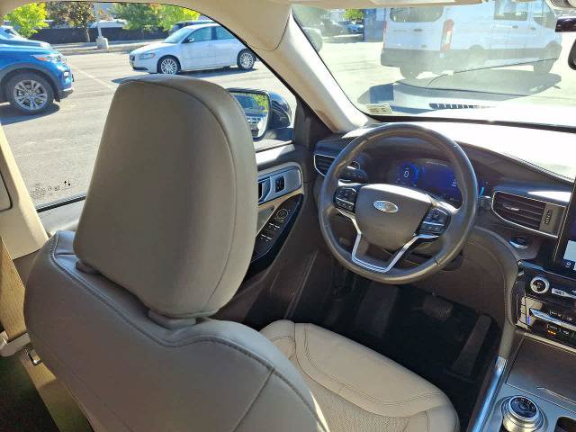 Certified 2023 Ford Explorer Platinum AWD/4WD image 15