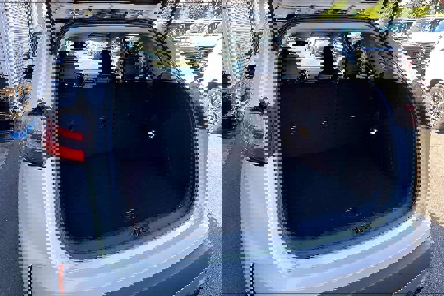 Certified 2024 Ford Edge Titanium w/ Equipment Group 301A image 20