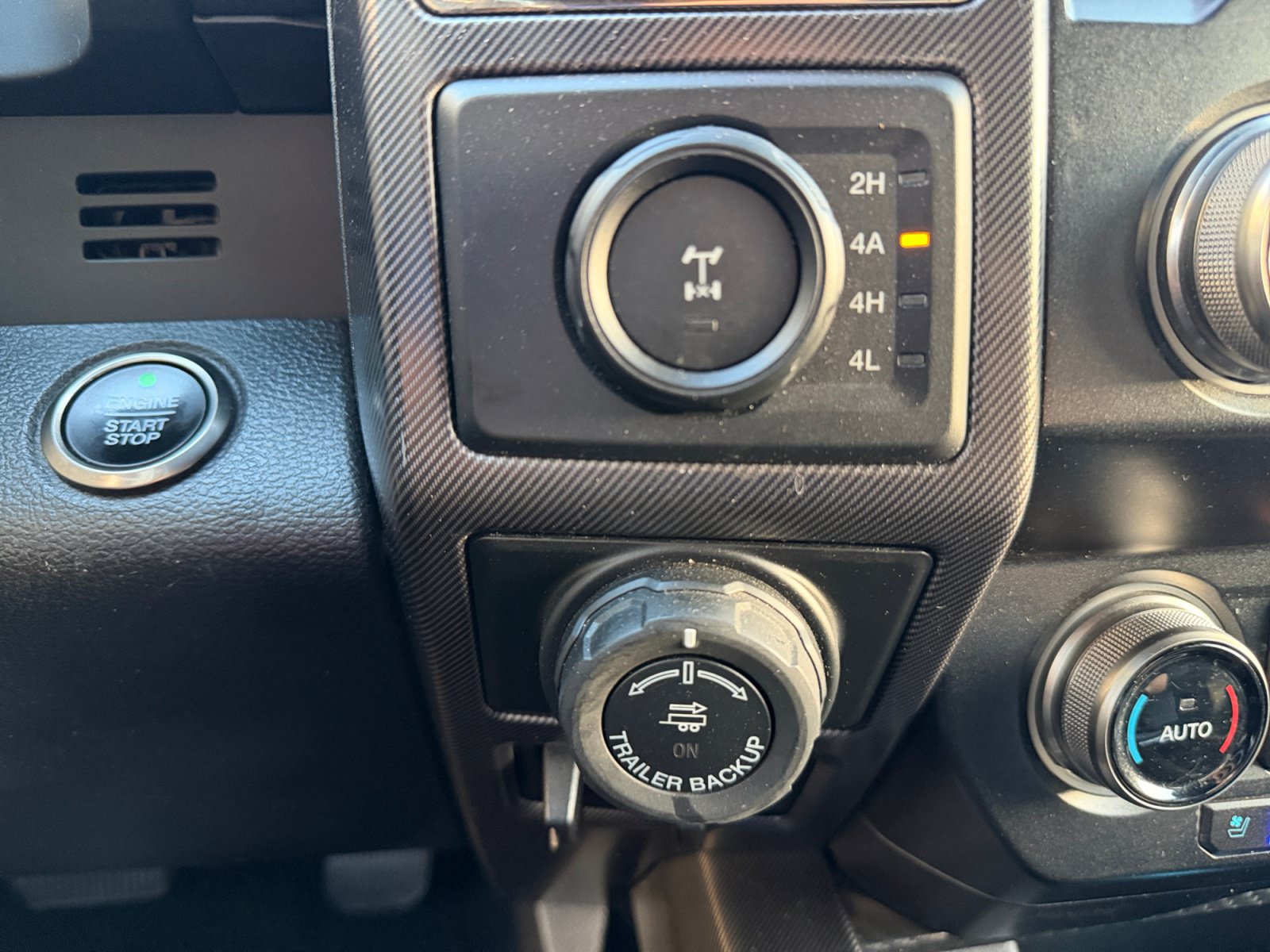 Certified 2019 Ford F150 Raptor w/ Equipment Group 802A Luxury AWD/4WD image 23