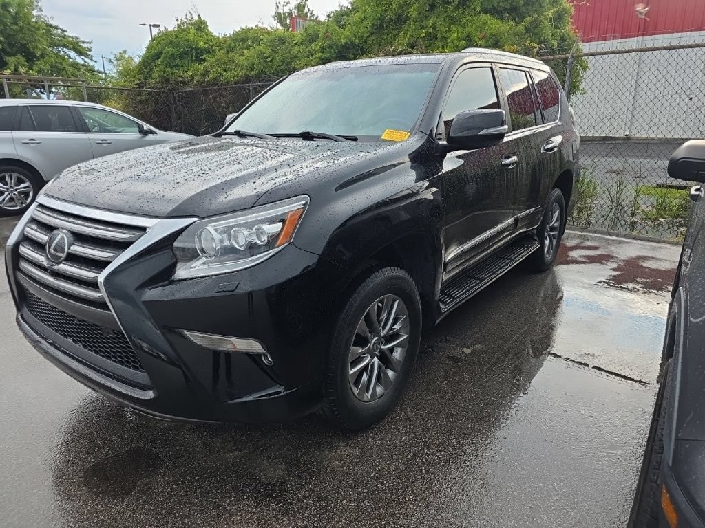 Used 2017 Lexus GX 460 Luxury AWD/4WD image 2