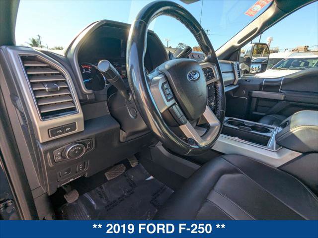 Certified 2019 Ford F250 Platinum w/ Platinum Ultimate Package image 12
