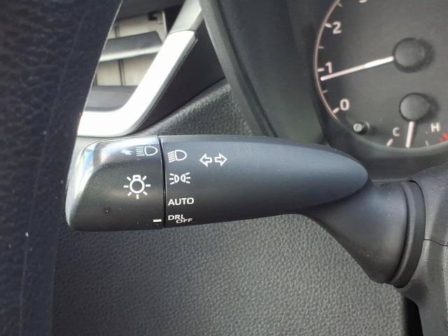 Used 2025 Toyota Corolla LE FWD image 15