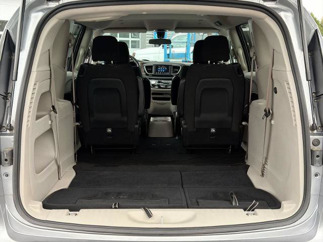 Used 2021 Chrysler Voyager LX FWD image 34