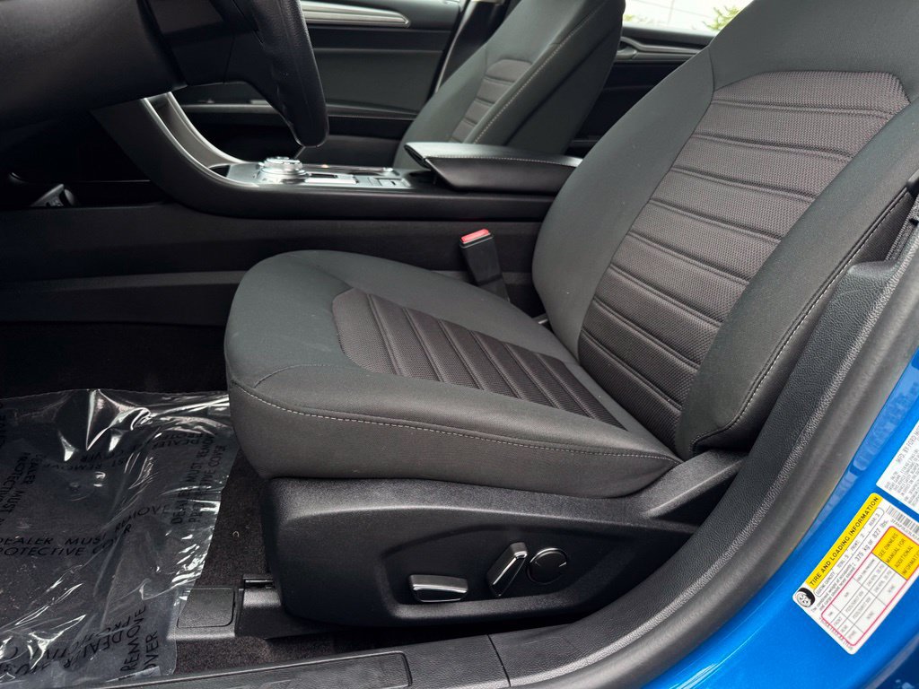 Certified 2020 Ford Fusion SE FWD image 6