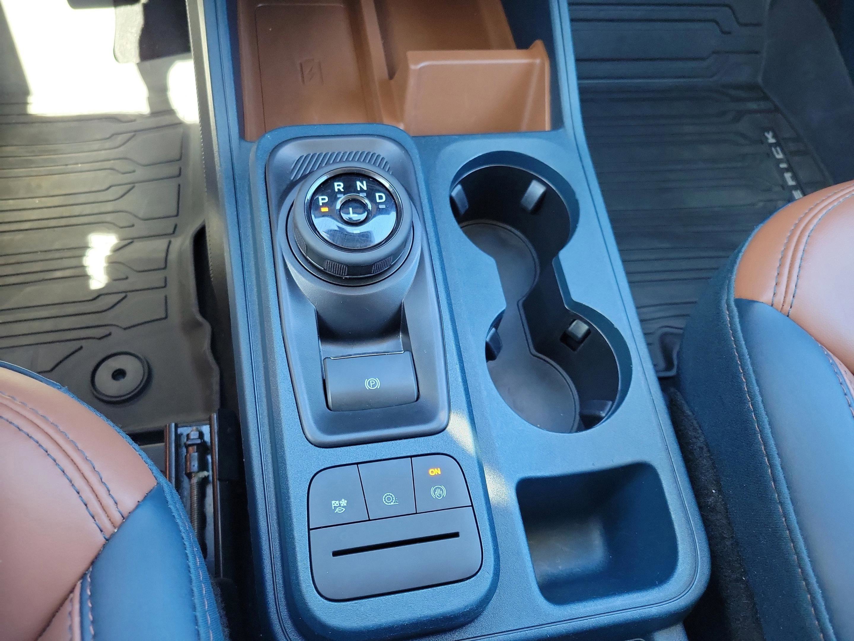 Certified 2024 Ford Maverick Lariat image 17