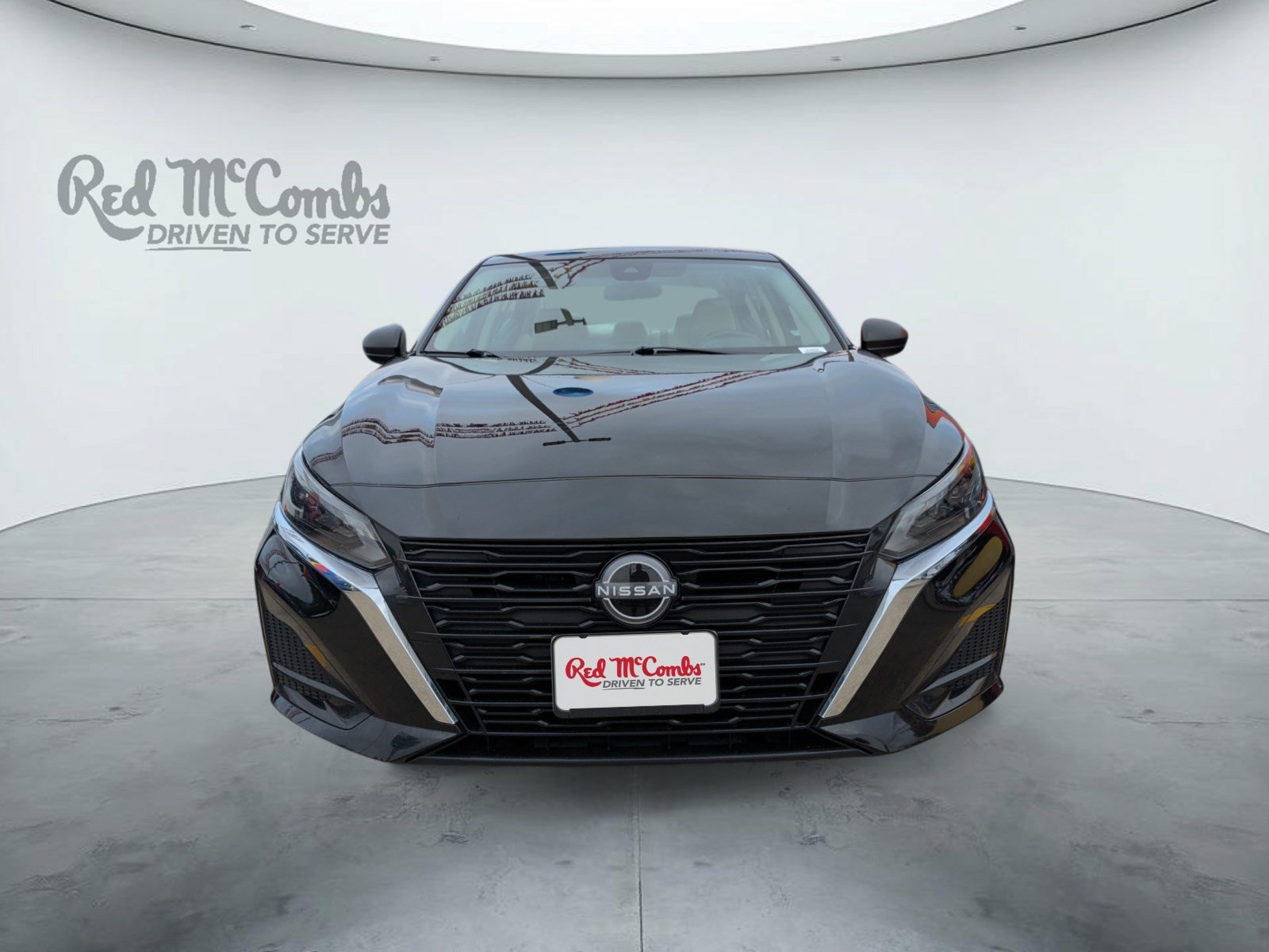 Used 2025 Nissan Altima 2.5 SV FWD image 2