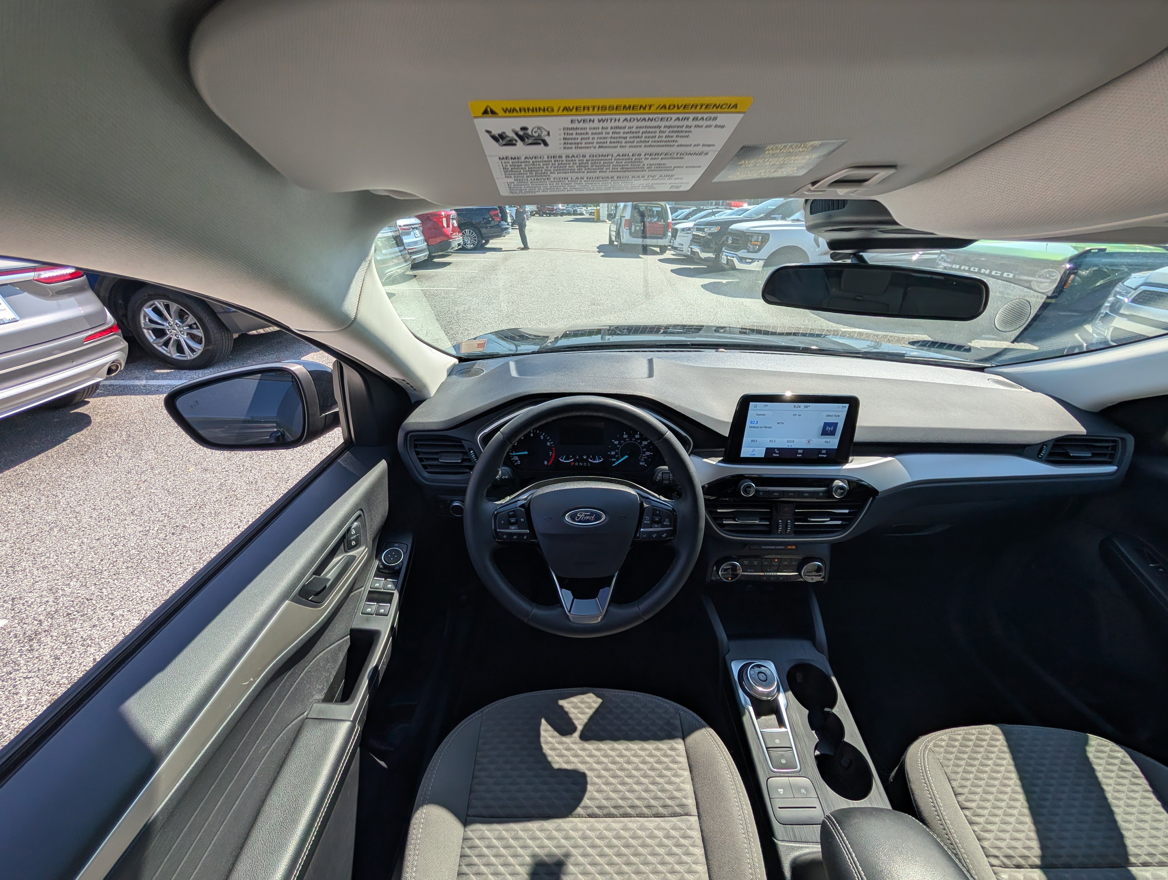 Certified 2022 Ford Escape SE w/ SE Sport Appearance Package FWD image 18