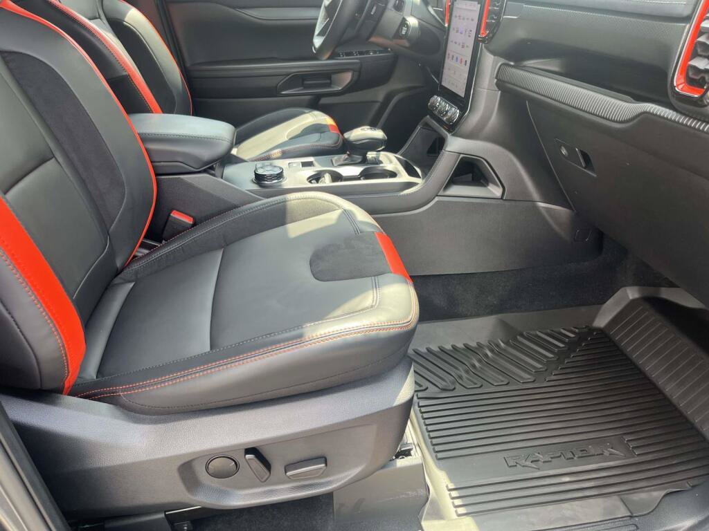 Certified 2025 Ford Ranger Raptor AWD/4WD image 21