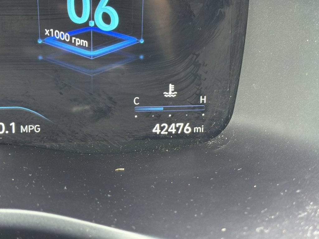 Used 2022 Hyundai Santa Fe XRT FWD image 14