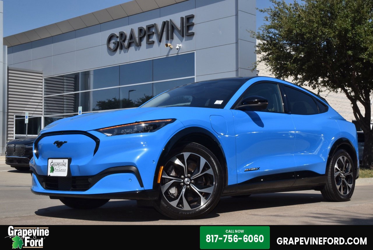 Certified 2022 Ford Mustang Mach-E Premium AWD/4WD image 1