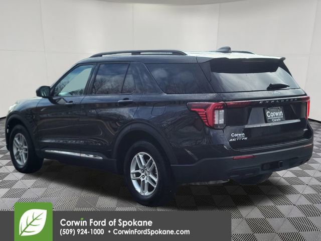 Certified 2025 Ford Explorer Active image 3