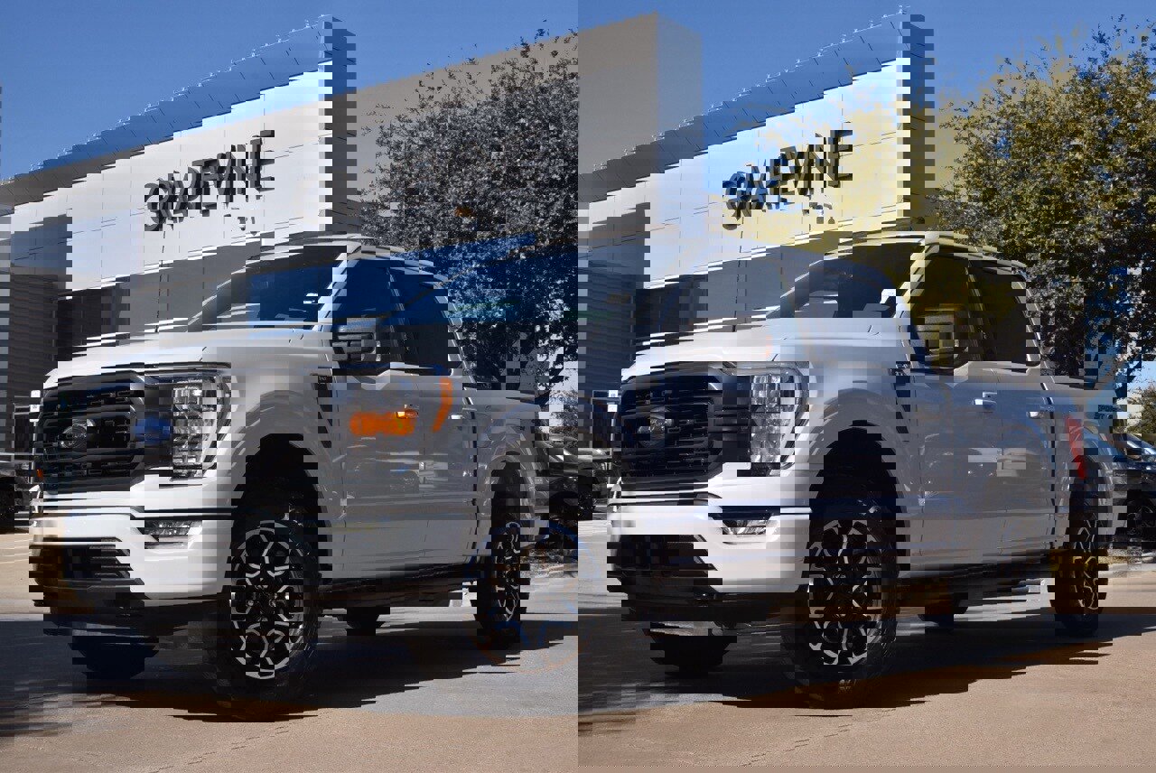 Certified 2022 Ford F150 XLT w/ Equipment Group 302A High image 2