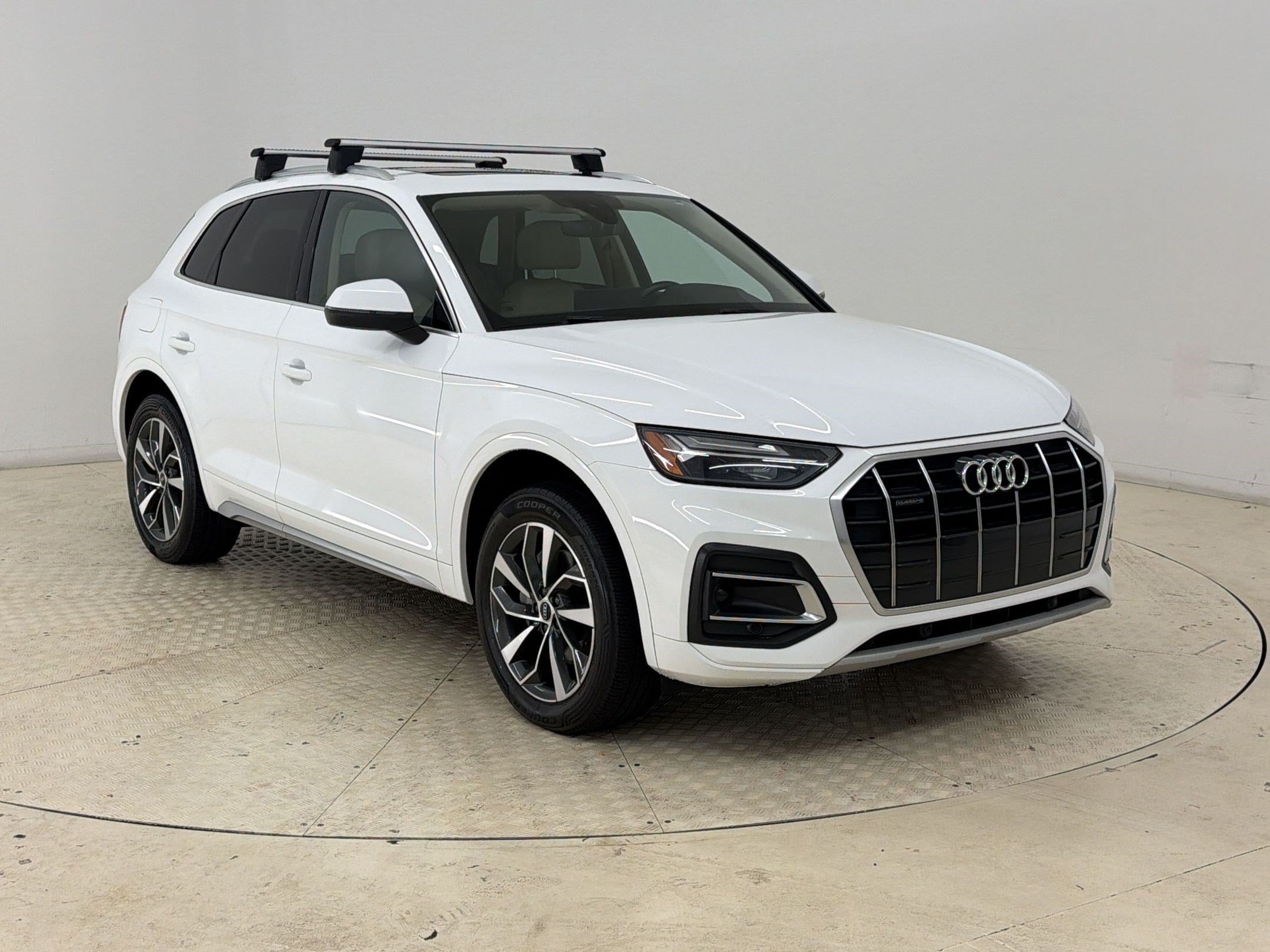 Used 2021 Audi Q5 2.0T Premium w/ Convenience Package AWD/4WD image 7