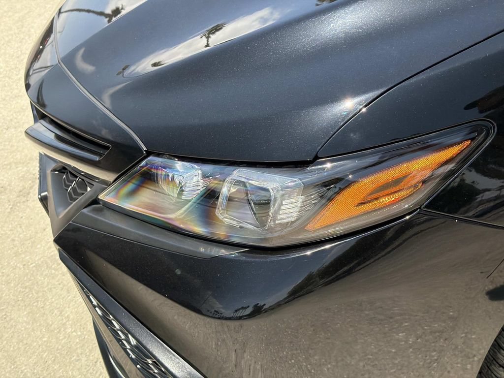 Used 2024 Toyota Camry SE FWD image 10