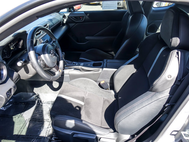 Used 2024 Toyota GR86 Premium RWD image 10
