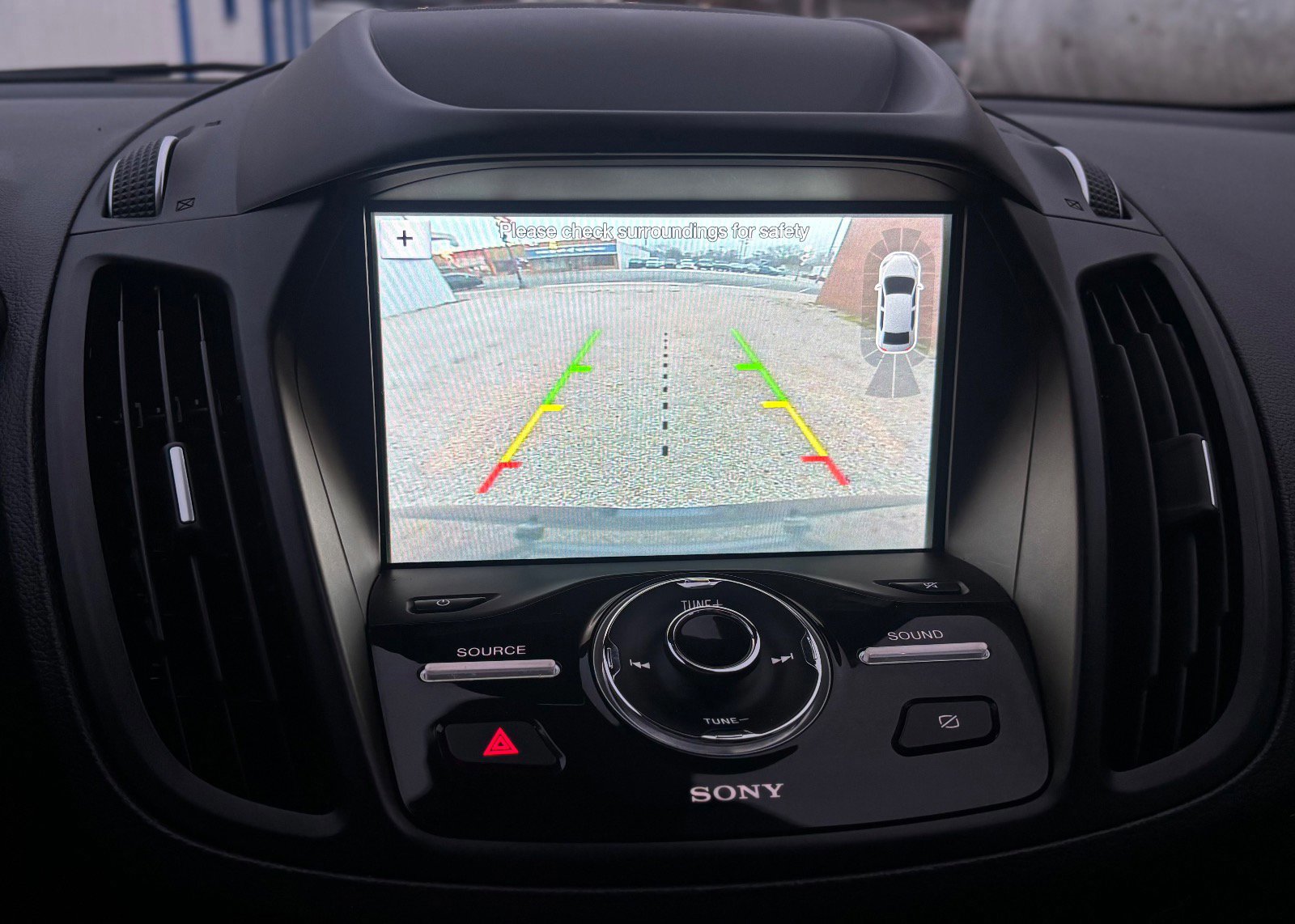 Certified 2019 Ford Escape Titanium image 38