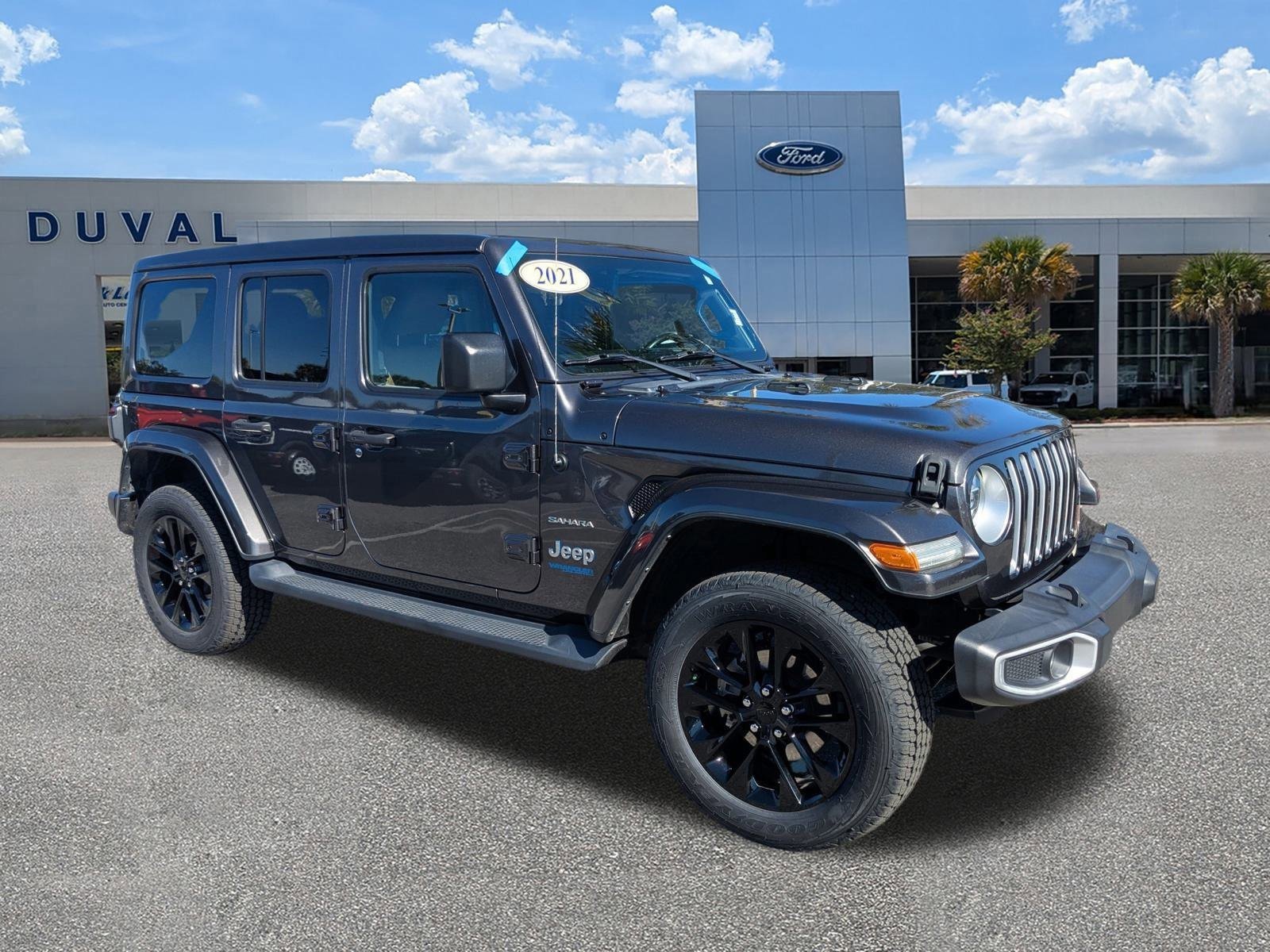 Used 2021 Jeep Wrangler Unlimited Sahara w/ Cold Weather Group image 8