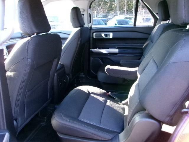 Certified 2023 Ford Explorer XLT AWD/4WD image 10